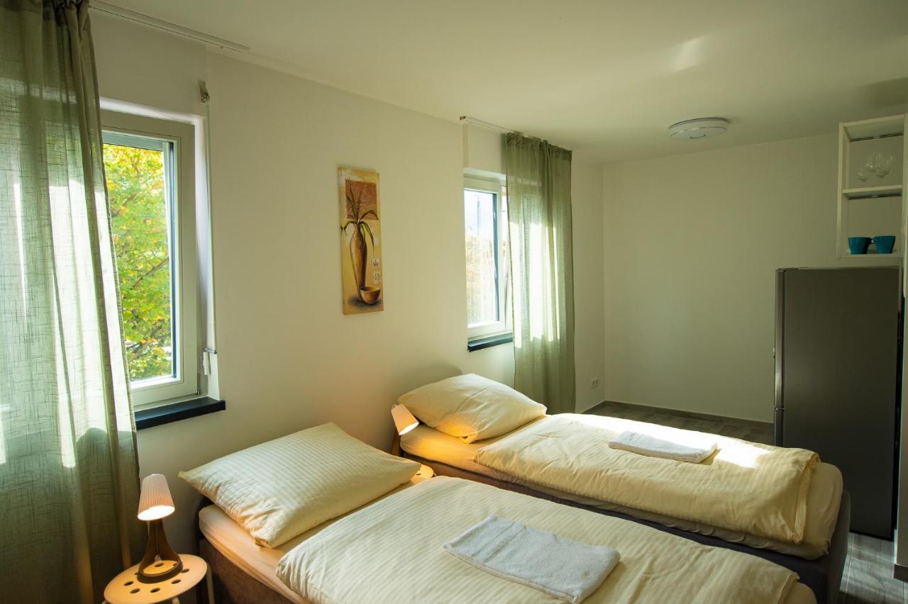 Prime Living Apartments Kueche Netflix Nuremberga Exterior foto