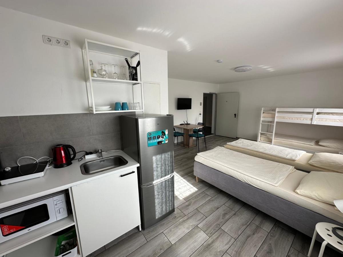 Prime Living Apartments Kueche Netflix Nuremberga Exterior foto